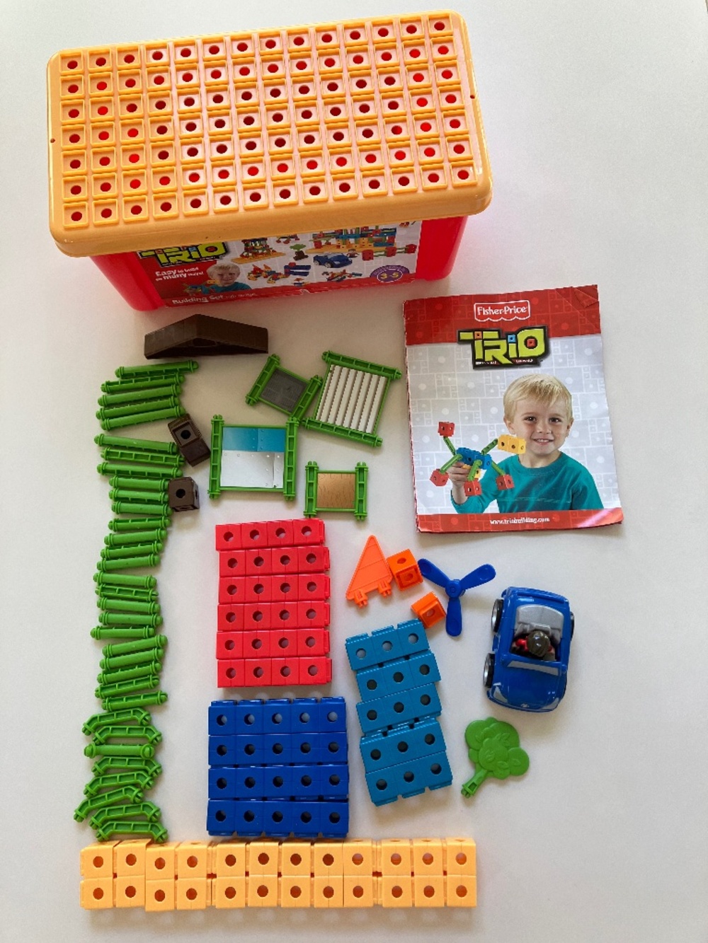 Fisher-Price TRIO Building Set with Storage Box Blocks Discontinued